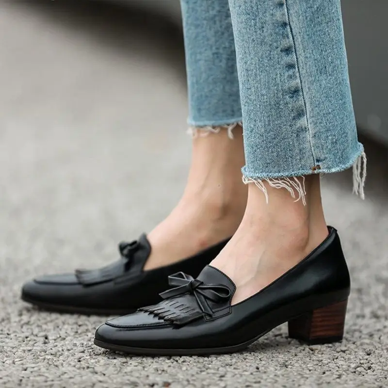 

Thick Heels Women Slip On Daliy Shoes Cowhide Shoes On Heel 4 CM Cozy Med Heels French Style Spring Autumn Lady Fringe Pumps