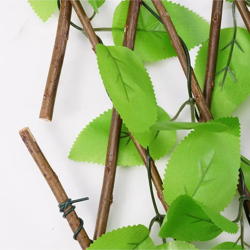 Retractable Artificial Garden Fence Expandable Wood Vines Privacy Fence Rattan Wall Hanging Creeper Ivy Plant Decoration