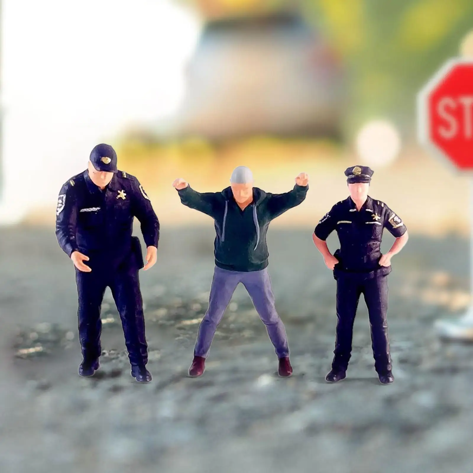 

3x 1/64 Cops and Thief Figures Model Fairy Garden Sand Table Layout Decoration S
