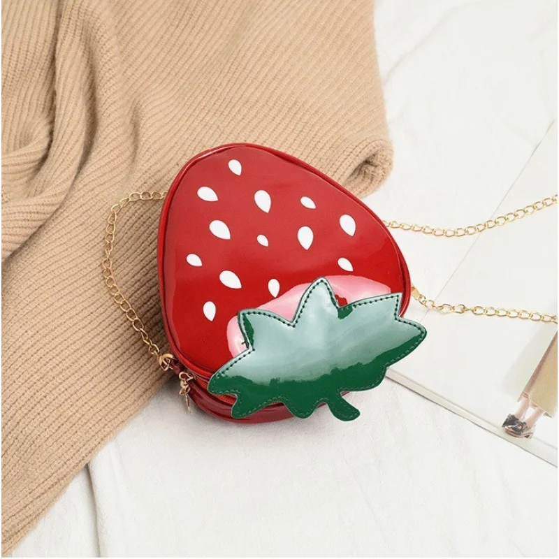 Trendy Crossbody Chain Strawberry Embossed Shoulder Bag for Women New Arrival Office All Match Handbag