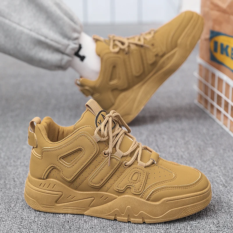 Рисунок 6 - Мужская повседневная спортивная обувь