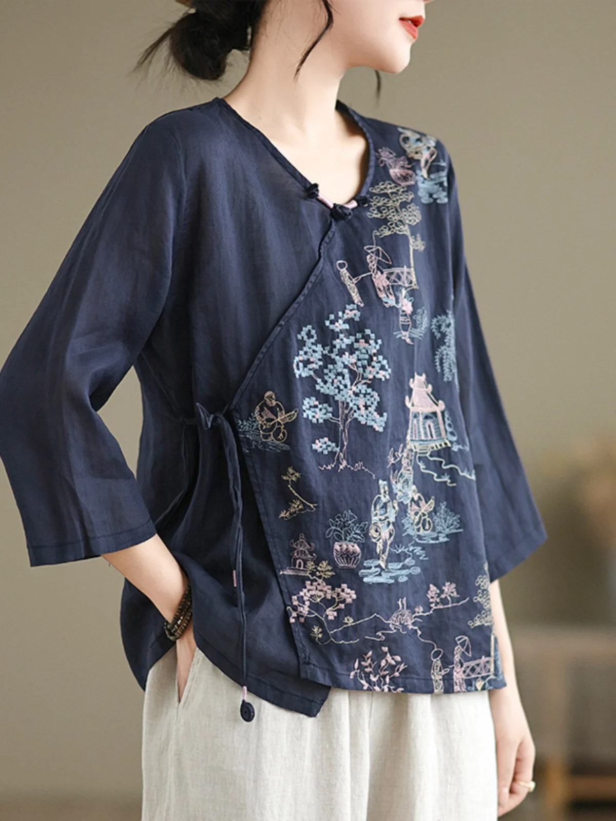 

Traditional Chinese Retro Hanfu Tops Vintage Cotton Linen Blouse National Flower Embroidery o-neck Blouse Retro Folk Blouse