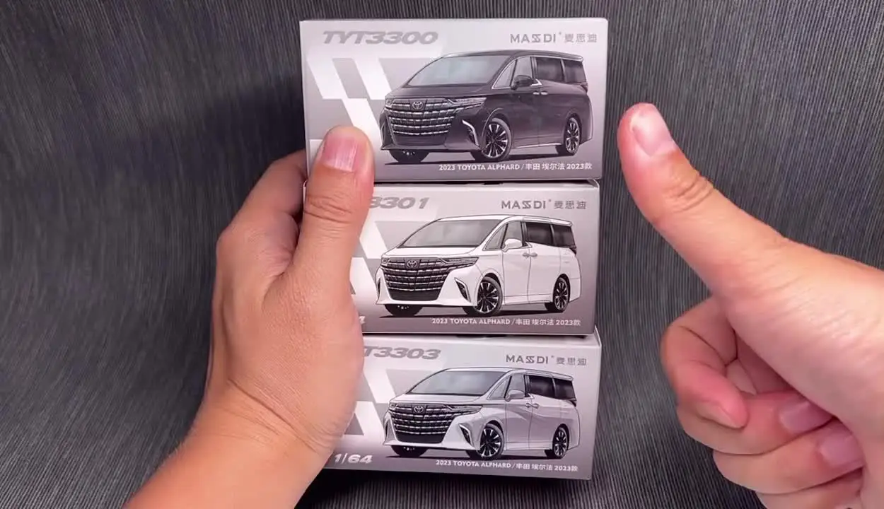 New Stock Masdi 1:64 2023 Toyota Alphard Mpv Simulation