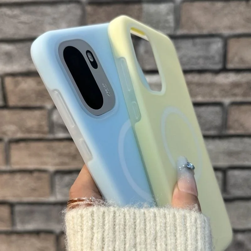 New Soft and Drop-Proof Magnetic Liquid Silicone Phone Back Cover