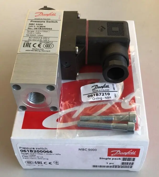 

MBC5000 1411-1CB04 061B200066 Genuine Danfoss Pressure Switch Pressure Controller