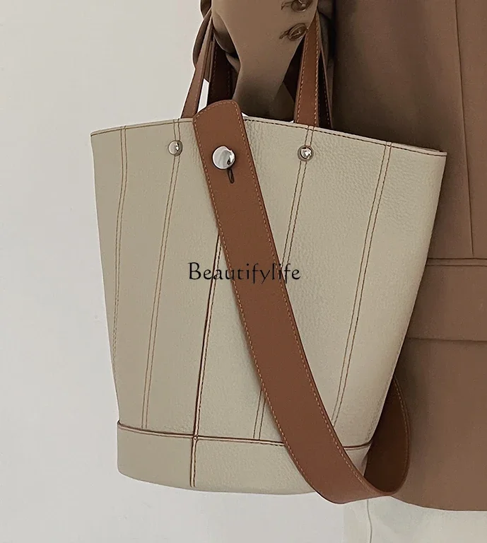 

Top Layer Cowhide Bucket Bag Contrast Color One Shoulder Crossbody Underarm Commute Leisure Tote Bag