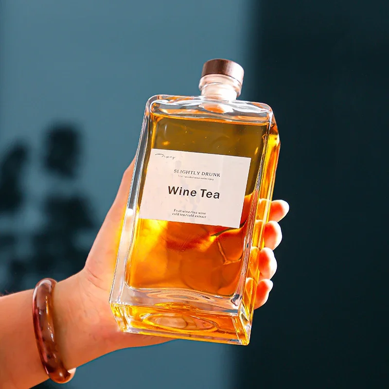 Square shaped Lead Free Whiskey Decanter Glassware Glass Alcohol Bottle for Tequila Brandy and Vodka whiskey decanter set