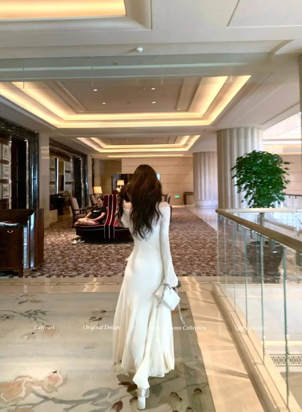 Vestidos de punto nuevos de otoño e invierno para mujer, cuello alto, manga acampanada, encaje de retazos, corte sirena, moda coreana, Vestidos para mujer