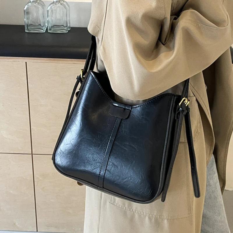

New PU Women's Bag Fashion Casual Crossbody Bag High Quality Light Luxury Single Shoulder Bag Large Capacity Design 가방