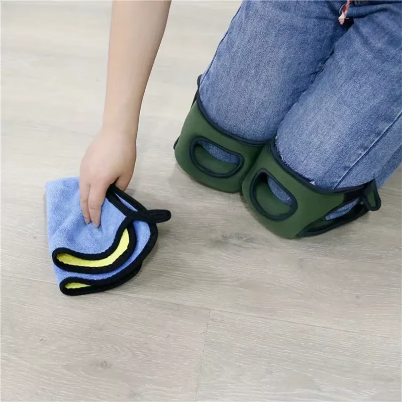 A pair of outdoor garden knee pads, kneeling pads, garden trim knee scratch resistant pads