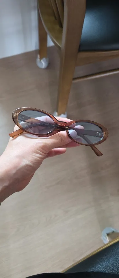 Retro Vintage Oval Sunglasses Woman 2024 Brand Designer Round Sun Glasses Men UV400 Punk Style Luxury Eyewear Female Oculus photo review