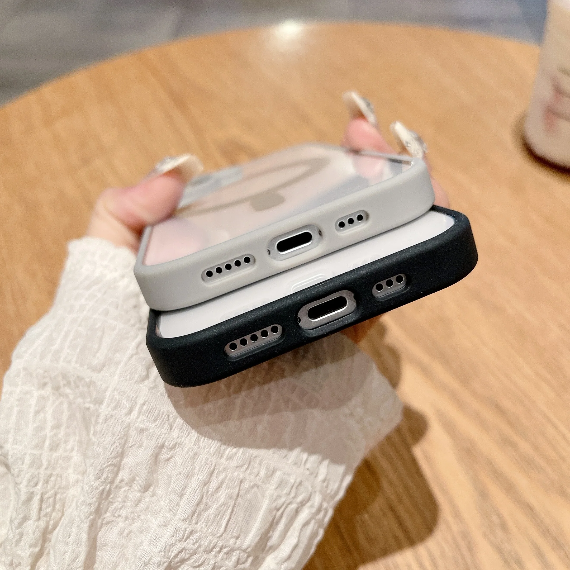 Luxury Shockproof Magsafe Wireless Charging Case with Clear Magnet Bumper Cover