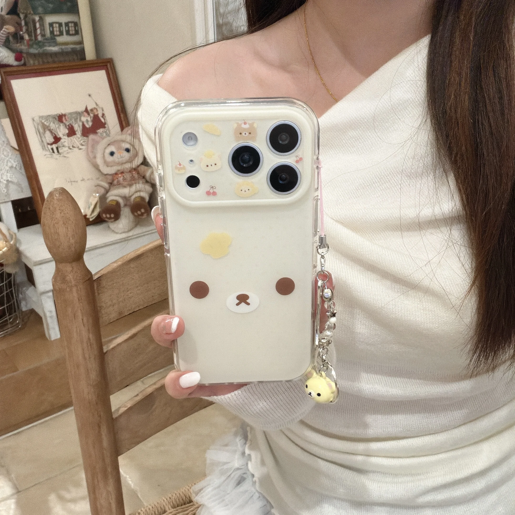 Niedliche Cartoon Rilakkuma Weiß-Brauner Bär Handyhülle für iPhone 17 Pro Max, auch passend für iPhone 15 16 Pro Max – Detail 1