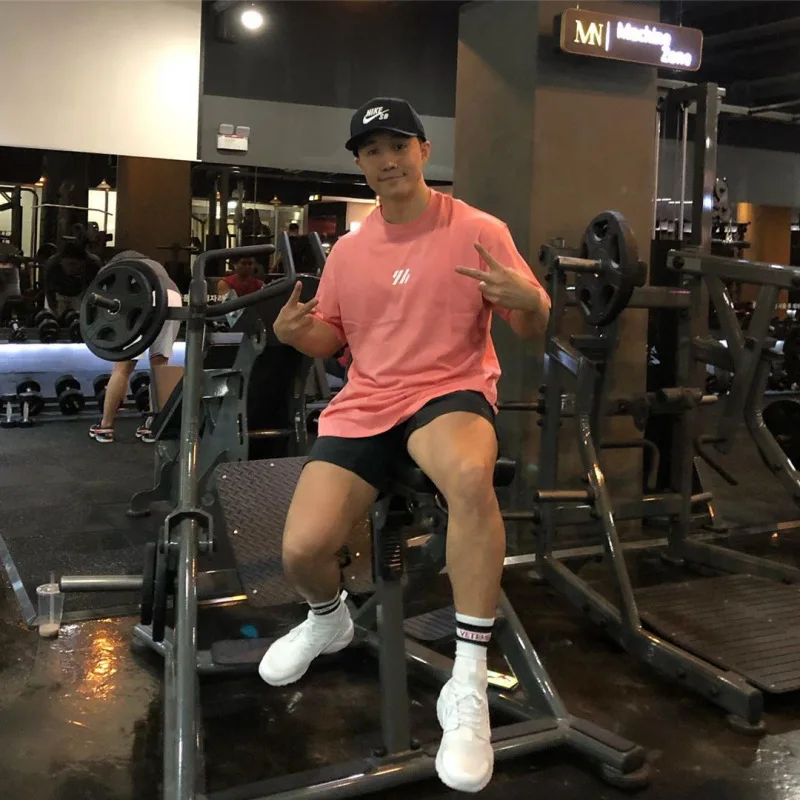 Рисунок 6 - Мужские дышащие хлопковые футболки