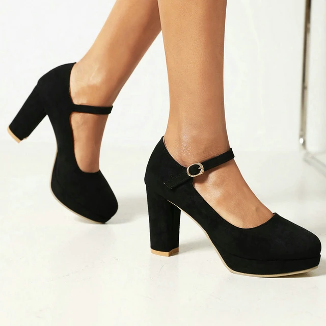 Details 140+ grey sandals with block heel latest - esthdonghoadian