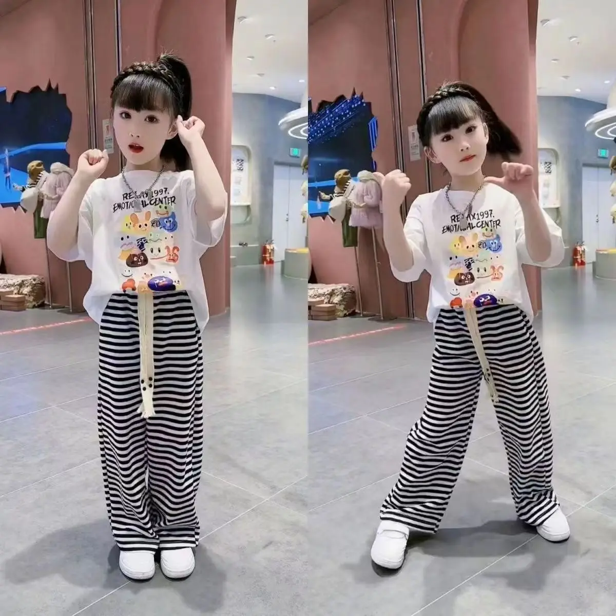 

Girls Summer Set 2023 New Fashionable Short Sleeve Thin Cartoon Wide Leg Pants For Big Kids Two Piece Set Kids Outfits