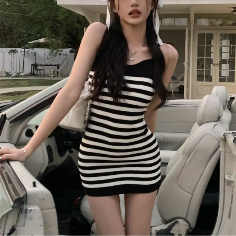 

Spicy Girls Tight Slip dress Stripe Knitted Dress Women's Waist Waist Back and Hip Wrap Mini Skirt