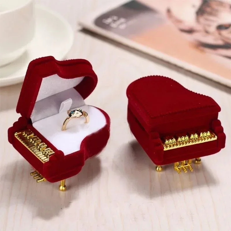 New Creative Cute Piano Shape Velvet Ring Box for Wedding Engagement Ring Jewelry Storage Gift Box