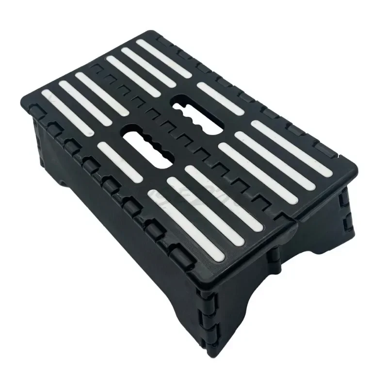 Home Anti Slip Folding Stool Elderly Assistive Half Step Ladder Portable PP Plastic Folding Chair