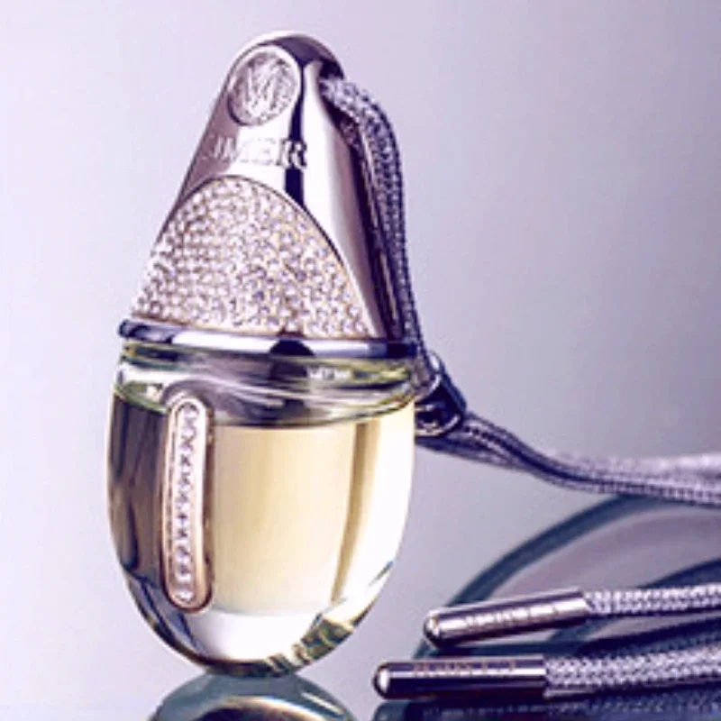 Car Perfume Pendant with Diamond Stars Aromatherapy Pendant with Plant Essential Oil, Odor Elimination, Fresh Air, Car Interior 1