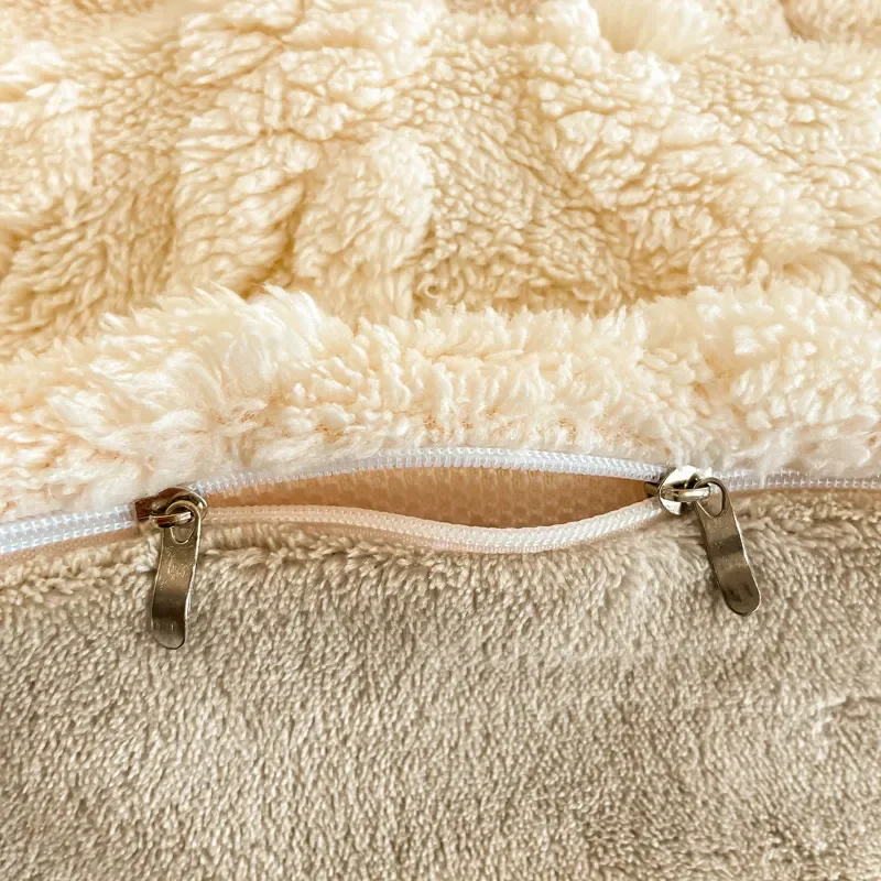 ���� ħ��� ���� ���� �ܿ� �̺� Ŀ��, ���� ��, �ܻ� �̺�, ������ ���� ��� Ŀ��