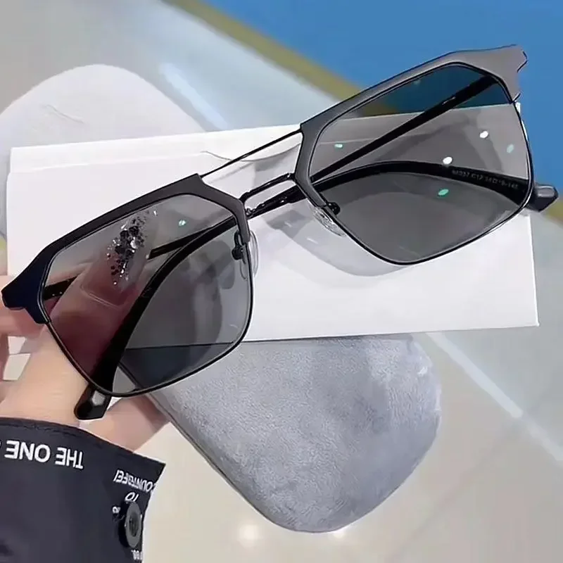 Occhiali Da Sole Fotocromatici Miopi Per Uomo Donna, Occhiali Da Guidare Per Donne Con Blocco Della Luce Blu Occhiali Da Sole Da Pesca Per Ciclismo, Golf(Black,-6D Occhiali Da Sole Fotocromatici Miopi Per Uomo Donna, Occhiali Da Guidare Per Donne Con Blocco Della Luce Blu Occhiali Da Sole Da Pesca Per Ciclismo, Golf(Black,-6D