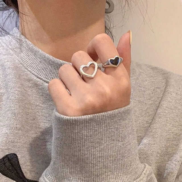 Heart Rings Set Silver Black Alloy Hollow Pearl Love Rings Couples Lovers Valentine's Day Party Gift for Women Girls