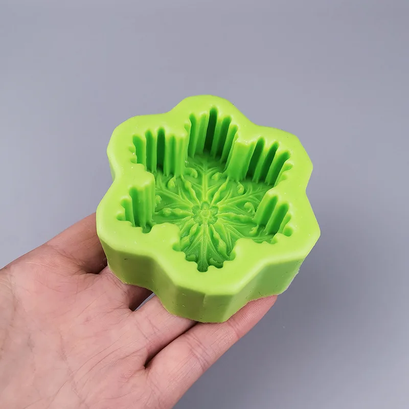 Christmas Snowflake Handmade Soap Epoxy Candle Mold Food Grade Fondant Mousse Baking Mould Hexagonal Aromatherapy Silicone Molds silicone mold,silicone candle mold,aromatherapy candle mold,silicone candle molds,candle mold