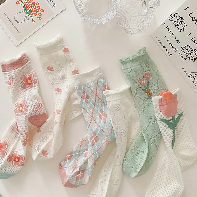 Lolita Mesh Hollowed Out White Pile Socks Summer Transparent Thin Lace Socks Silk Retro Flower Crew Cotton Socks Women Ladies