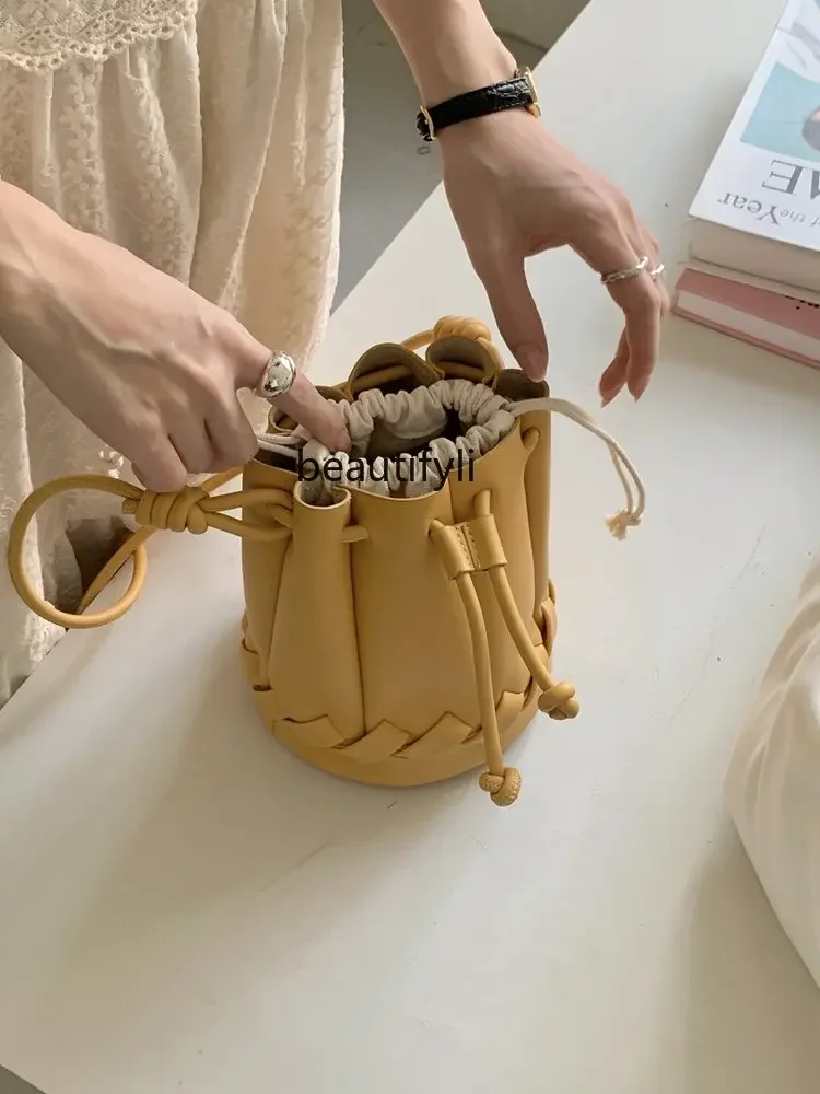 

yj Bag High-Grade Versatile Bucket Bag Female Niche Unique Drawstring Woven Shoulder Messenger Bag