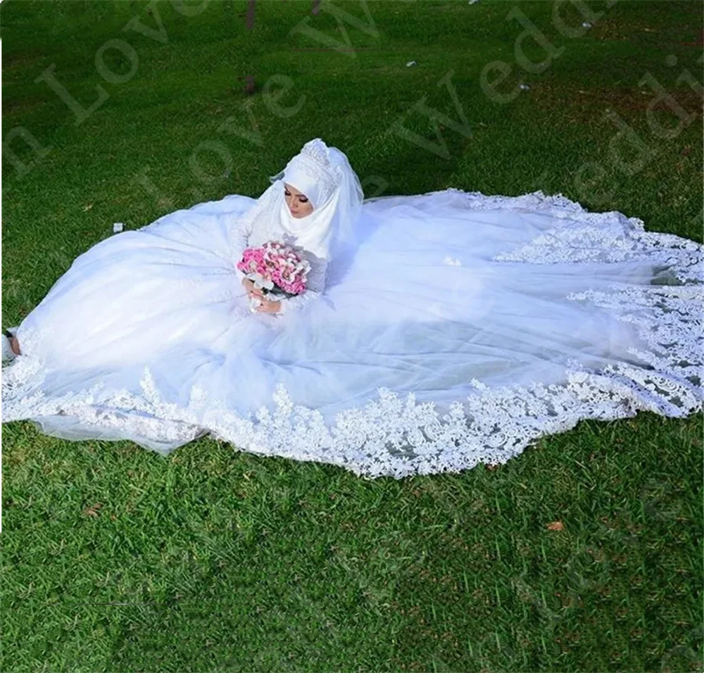 Рисунок 4 - Винтажное мусульманское свадебное платье