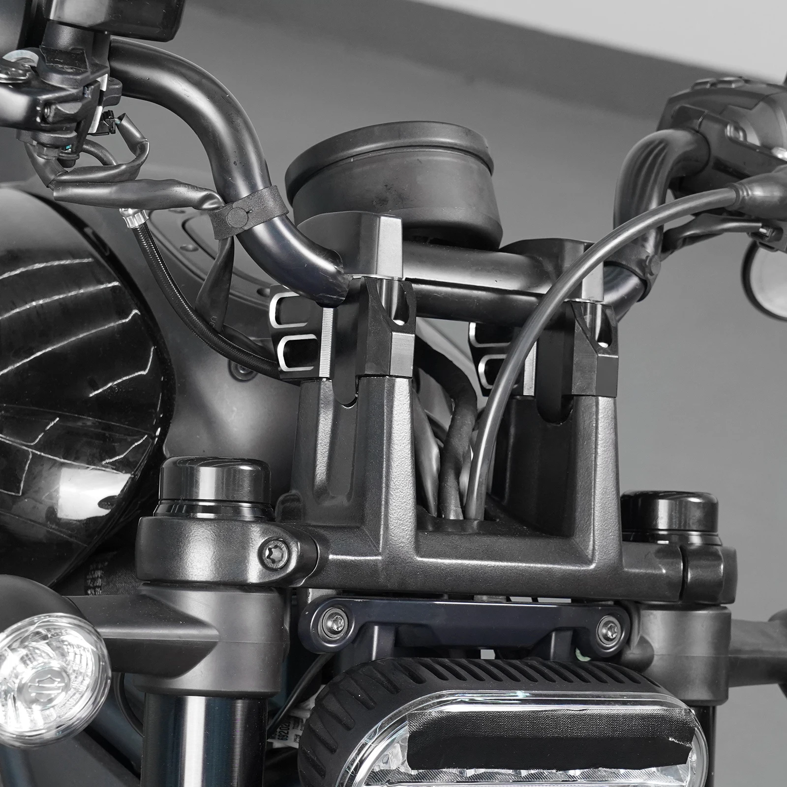 Für Harley Sportster S RH1250S 2021 2022 2023 2024 Lenker Riser 1,77 "Lenker Clamp Mount Revolution Max RH 1250 S 2021-24 – Detail 10