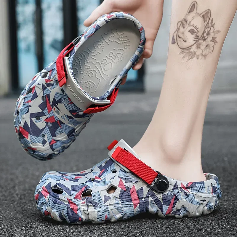 Men's Camouflage Outdoor Clog Sandals - Flat, Plus Size & Versatile Footwear