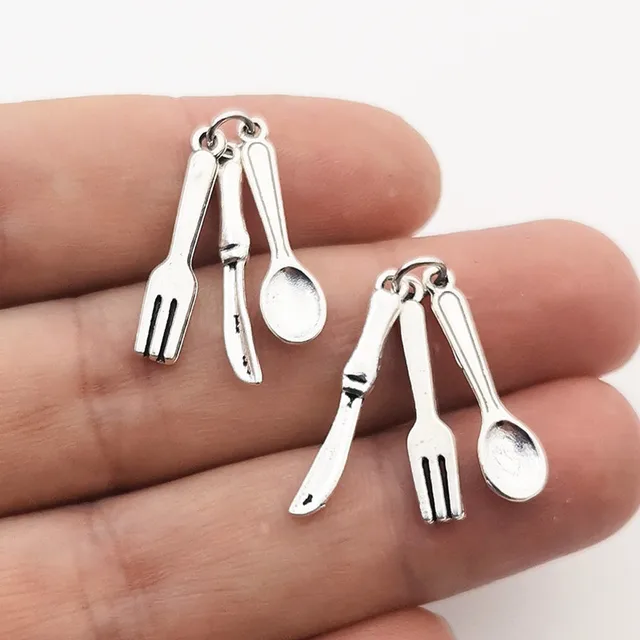 ネックレスを作るためのナイフとフォークのセット,ネックレスを作る 