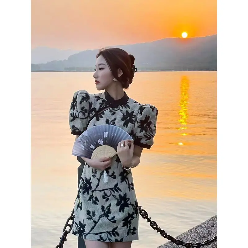 

Ink national style improved cheongsam women's summer 2022 new high-end feeling young slim fitting retro bubble sleeve dress
