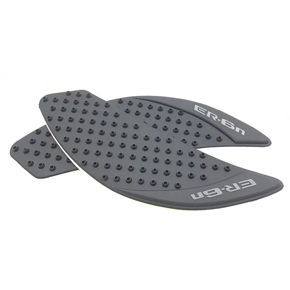 Рисунок 4 - Противоскользящие накладки на топливный