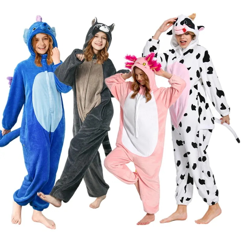 

Cartoon Animal Pajamas Adult Cow Cosplay Flannel Sleepwear Bear Raccoon Jumpsuit Costume Outfits Halloween Carnival Party Suit