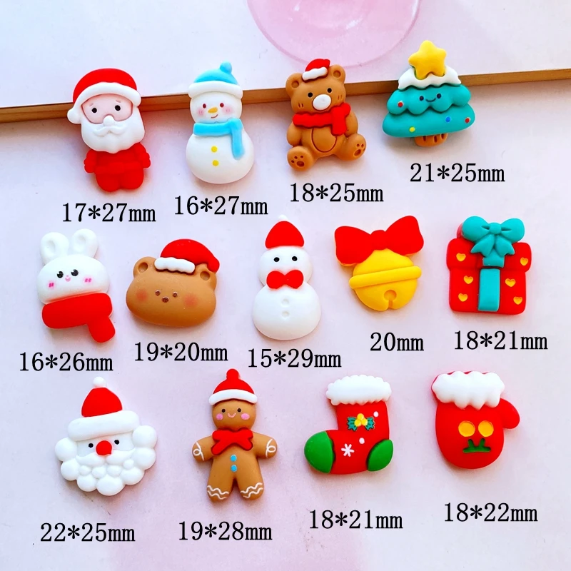 Christmas Charms / 16 Pieces, 15-20mm