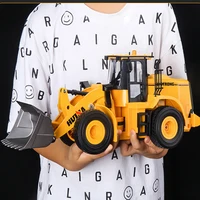Huina 662 RC Bulldozer Truck 11CH Alloy Bucket Truck 2.4Ghz Remote Controlled Car Engineering Loading  Car Toy Gift For Boys 2
