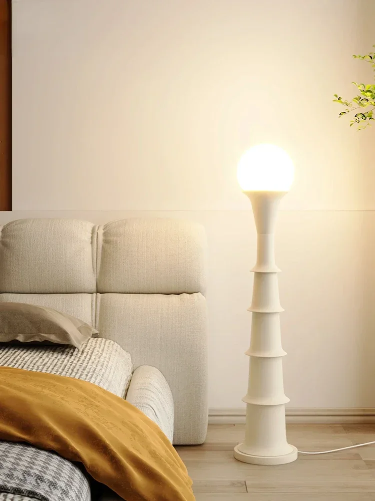 

Напольная Лампа, Современная прикроватная лампа для спальни, художественная креативная декоративная лампа для виллы, гостиницы, гостиной, дивана