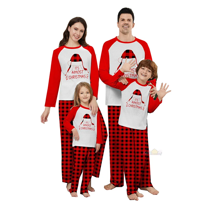 thumbnail image 2 of Conjuntos navideños 2025 Conjunto de pijamas familiares a juego Ropa de dormir para adultos, niños, madre e hija, padre e hijo Ropa para perros, 2 of 5