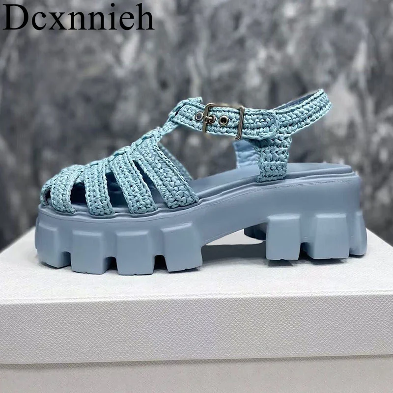 

New Women's Round Head Metal Buckle Platform Square Heel Beach Shoes Summer Women's New Closed Toe Thick Sole Knitted Sandals