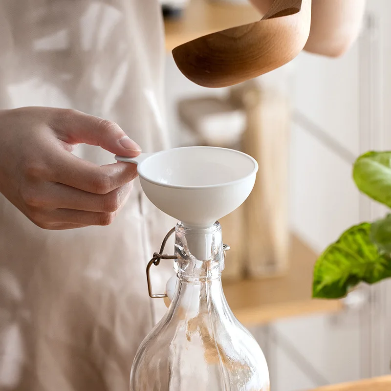 

Funnel Folding Portable Funnels Be Hung Household Liquid Dispensing Fuel Hopper Collapsible Beer Oil Funnels Kitchen Tools