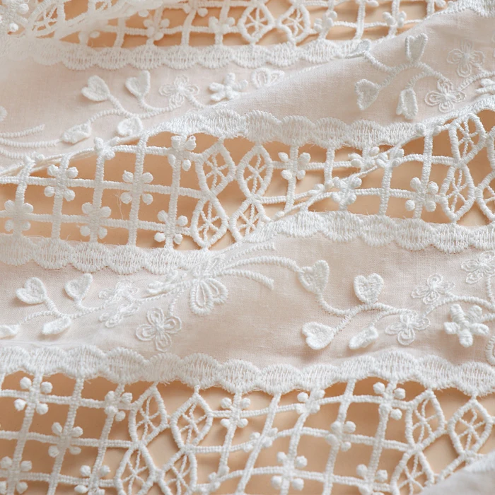 

Three-Dimensional Cotton Embroidery Hollow Fabric White Pure Cotton Dress Clothing Fabric Tablecloth and Curtain Handwork
