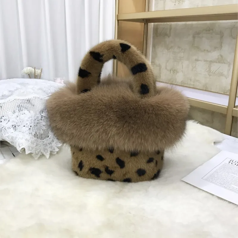

2023 New Mink Fur Hanbag Women Fashion Fur Bags with Fox Fur Stripes Shoulder Cross-body Leopard Print Basket Fashion Women Bag