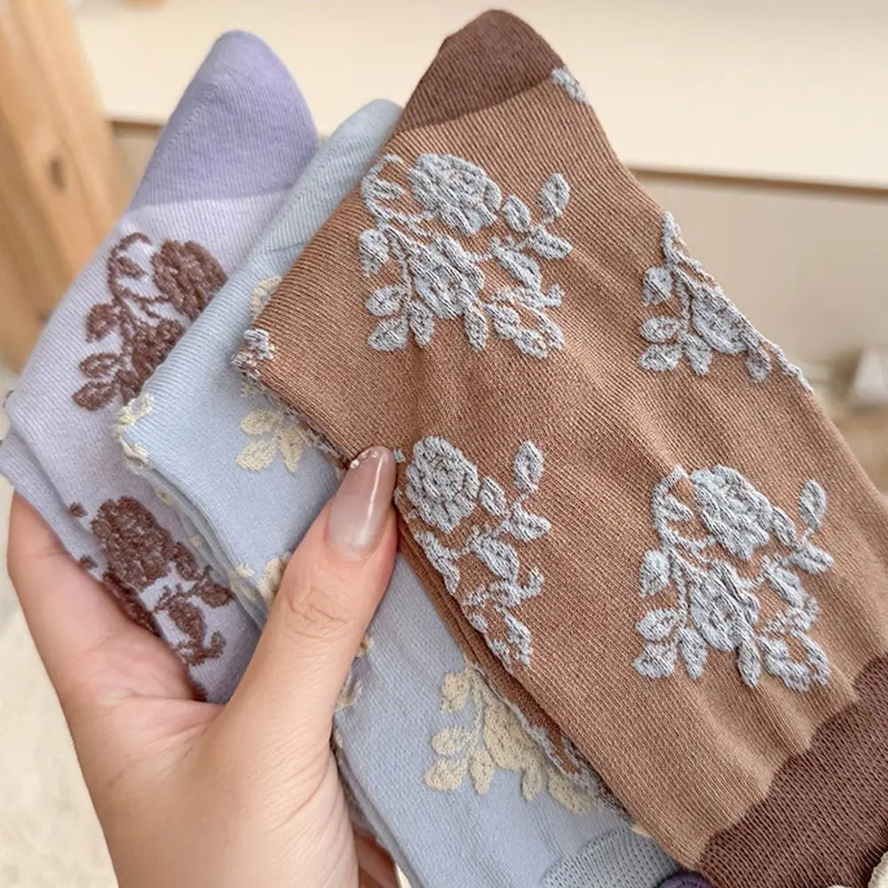 Breathable Cotton Polyester Mid Tube Socks for Women