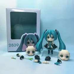 Chibi Posable Action Figure with Interchangeable Face - Anime Collectible Desktop Ornament (2839)