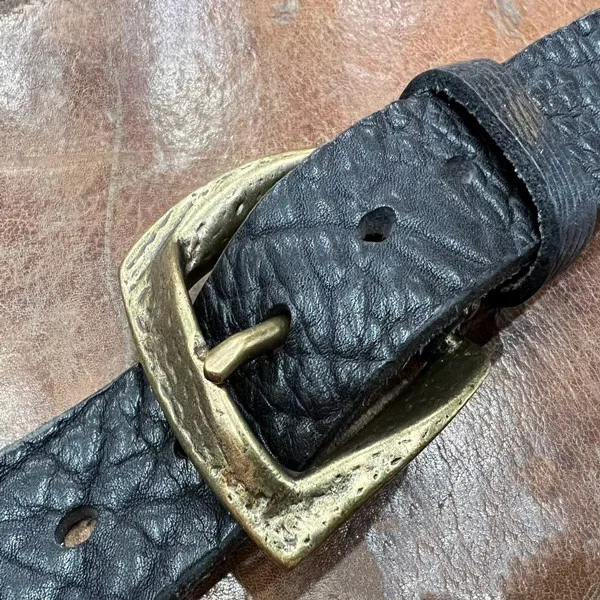 High-quality handmade cowhide bag products Store