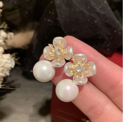 

White flower earrings sweet super fairy S925 silver needle micro-set zircon pearl tassel elegant lady earrings