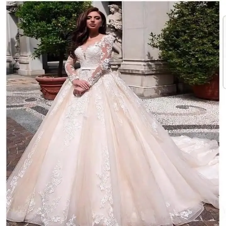 

Long-sleeved big train wedding dress 2023 new white slimming wedding elegant sexy party dress light luxury